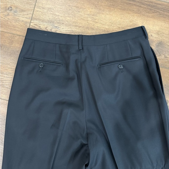 Gianfranco Ferre Black Men’s Suit - 40R, 32 waist - Picture 9 of 12